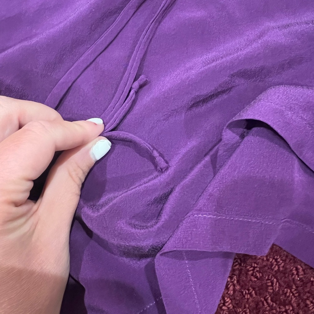 Nieves Lavi New York 100% Silk Blouse Plum Purple Size Medium - Picture 10 of 13